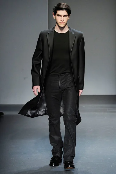 Look 37